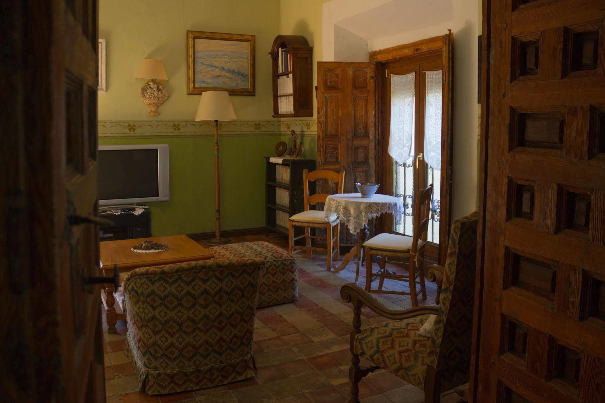 Casa Palacio Conde De Garcinarro Huete ภายนอก รูปภาพ